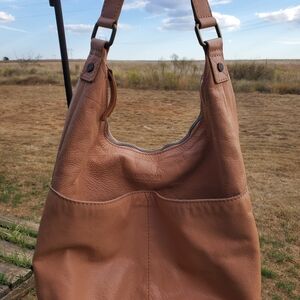 American Vintage Tan Hobo Bag